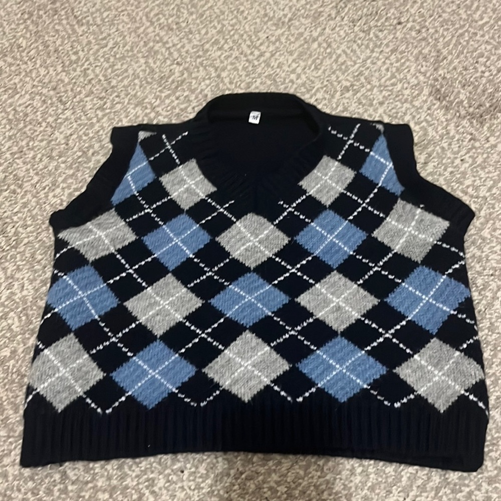 Crop Sweater Vest